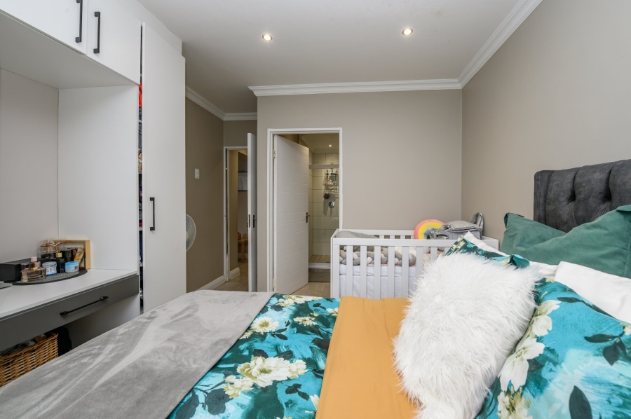2 Bedroom Property for Sale in Kabega Park Eastern Cape